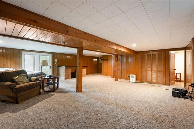 15501 E 44th Terrace S, Independence, MO 64055