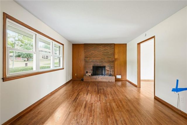 15501 E 44th Terrace S, Independence, MO 64055