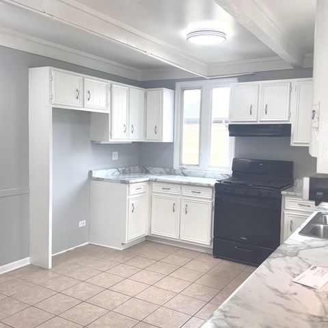 55 Apple Lane, Park Forest, IL 60466