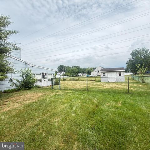 8220 WYNDAM RD, Pennsauken, NJ 08109