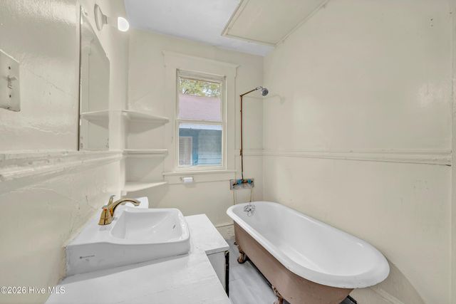 1219 S 4th Street, Wilmington, NC 28401