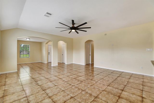 114 Mustang Stampede Drive, La Marque, TX 77568