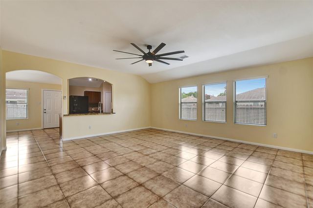 114 Mustang Stampede Drive, La Marque, TX 77568