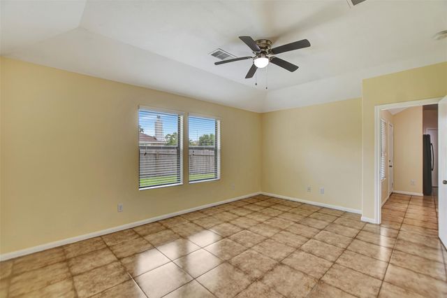 114 Mustang Stampede Drive, La Marque, TX 77568