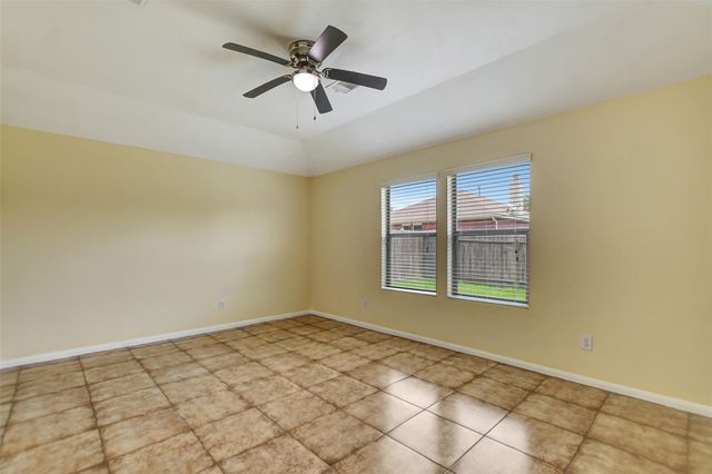 114 Mustang Stampede Drive, La Marque, TX 77568