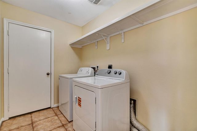 114 Mustang Stampede Drive, La Marque, TX 77568