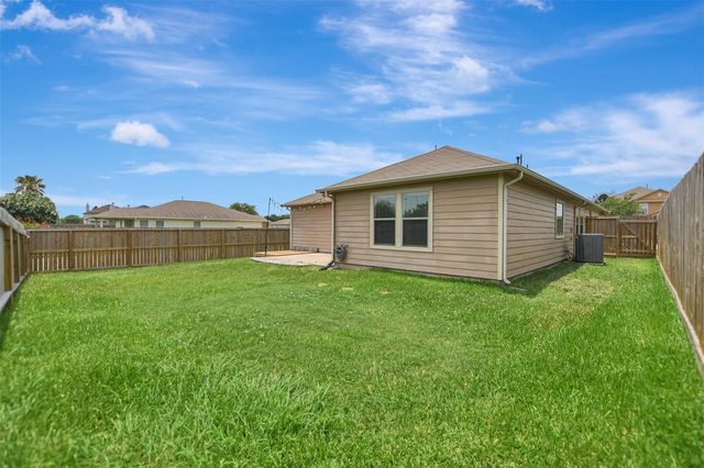 114 Mustang Stampede Drive, La Marque, TX 77568