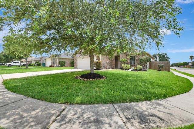 114 Mustang Stampede Drive, La Marque, TX 77568