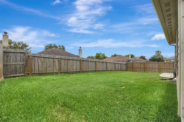114 Mustang Stampede Drive, La Marque, TX 77568
