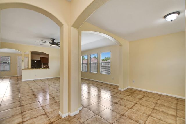 114 Mustang Stampede Drive, La Marque, TX 77568