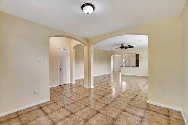 114 Mustang Stampede Drive, La Marque, TX 77568