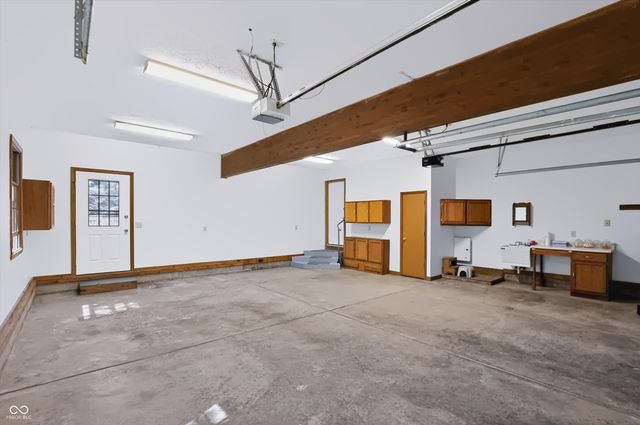 8628 N Briarhopper Road, Monrovia, IN 46157