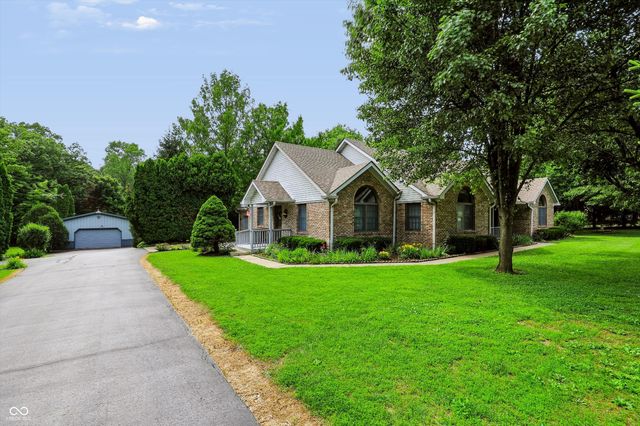 8628 N Briarhopper Road, Monrovia, IN 46157