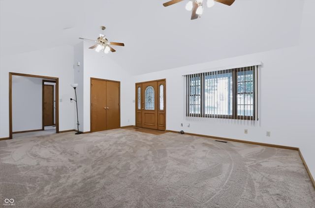 8628 N Briarhopper Road, Monrovia, IN 46157