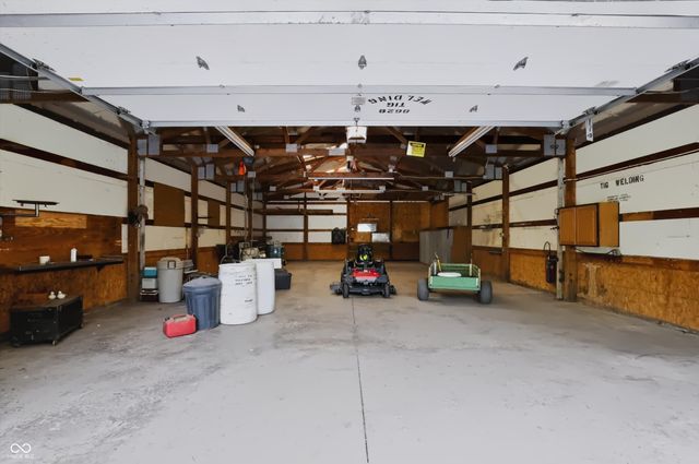 8628 N Briarhopper Road, Monrovia, IN 46157