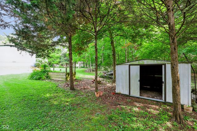 8628 N Briarhopper Road, Monrovia, IN 46157