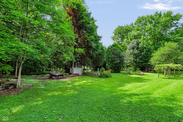 8628 N Briarhopper Road, Monrovia, IN 46157