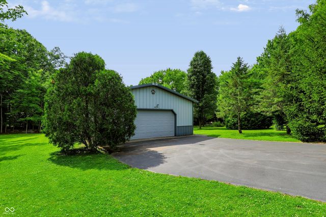 8628 N Briarhopper Road, Monrovia, IN 46157