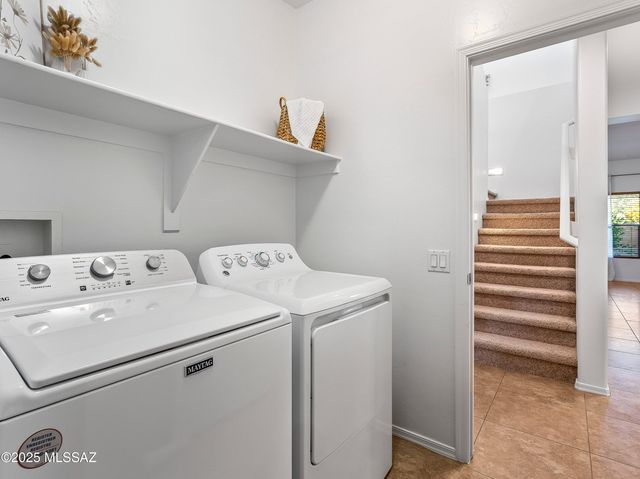 776 W Calle Valenciana, Sahuarita, AZ 85629