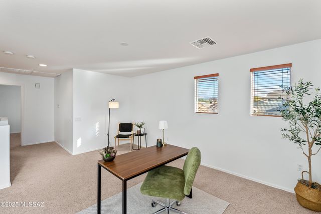 776 W Calle Valenciana, Sahuarita, AZ 85629