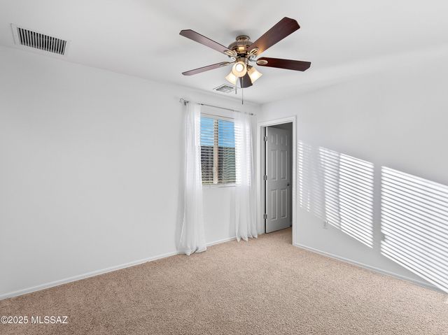 776 W Calle Valenciana, Sahuarita, AZ 85629