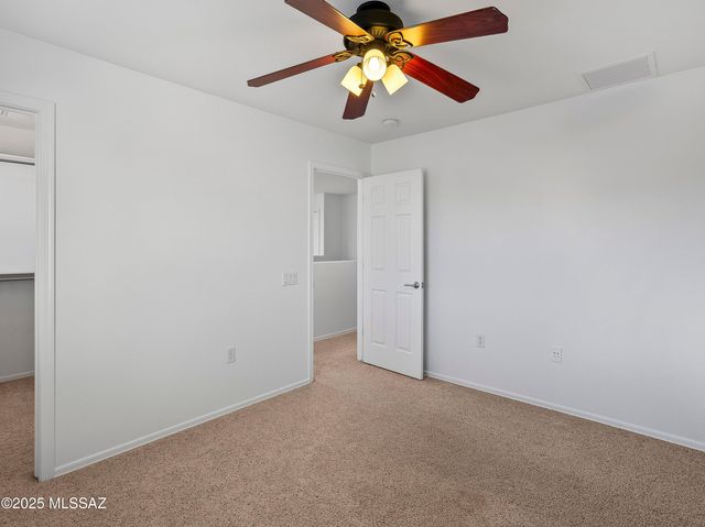 776 W Calle Valenciana, Sahuarita, AZ 85629