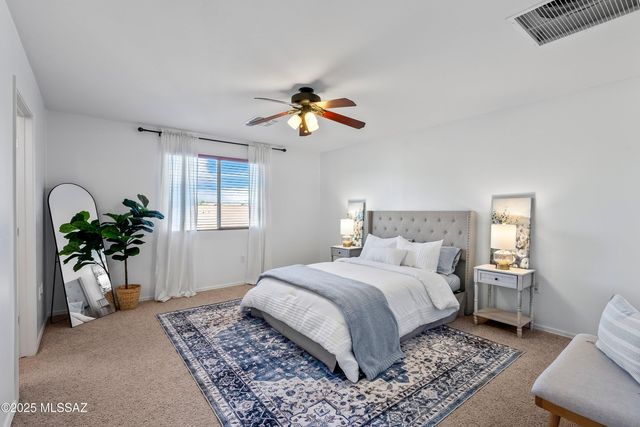 776 W Calle Valenciana, Sahuarita, AZ 85629