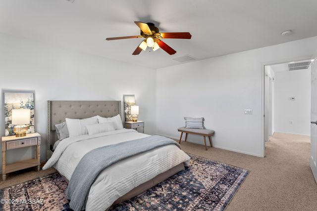 776 W Calle Valenciana, Sahuarita, AZ 85629