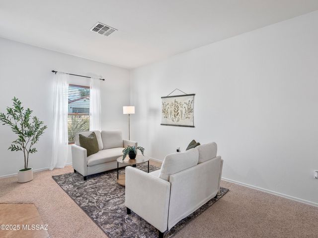 776 W Calle Valenciana, Sahuarita, AZ 85629