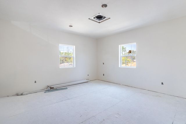 2573 Bunker Street, Redding, CA 96002