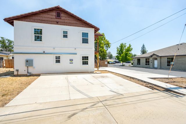 2573 Bunker Street, Redding, CA 96002