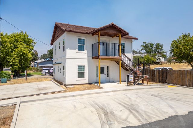 2573 Bunker Street, Redding, CA 96002