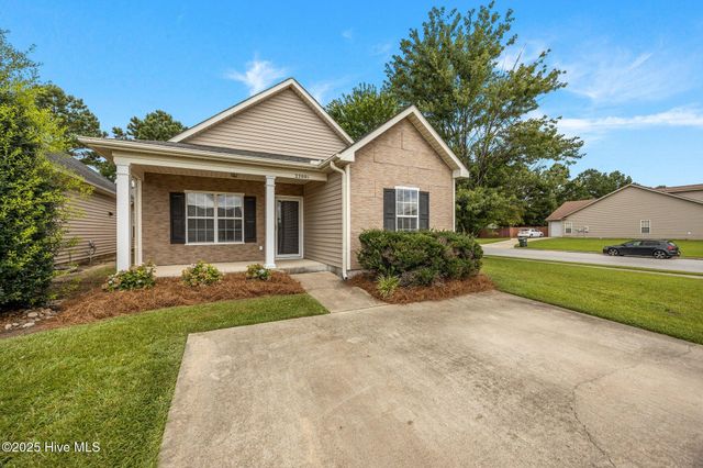 2200 Brookville Drive B, Greenville, NC 27834