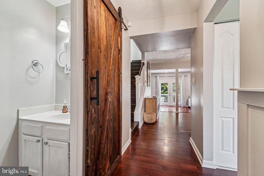 Image 10 of property listing at 2835 MEREDITH CT, Abingdon, MD 21009