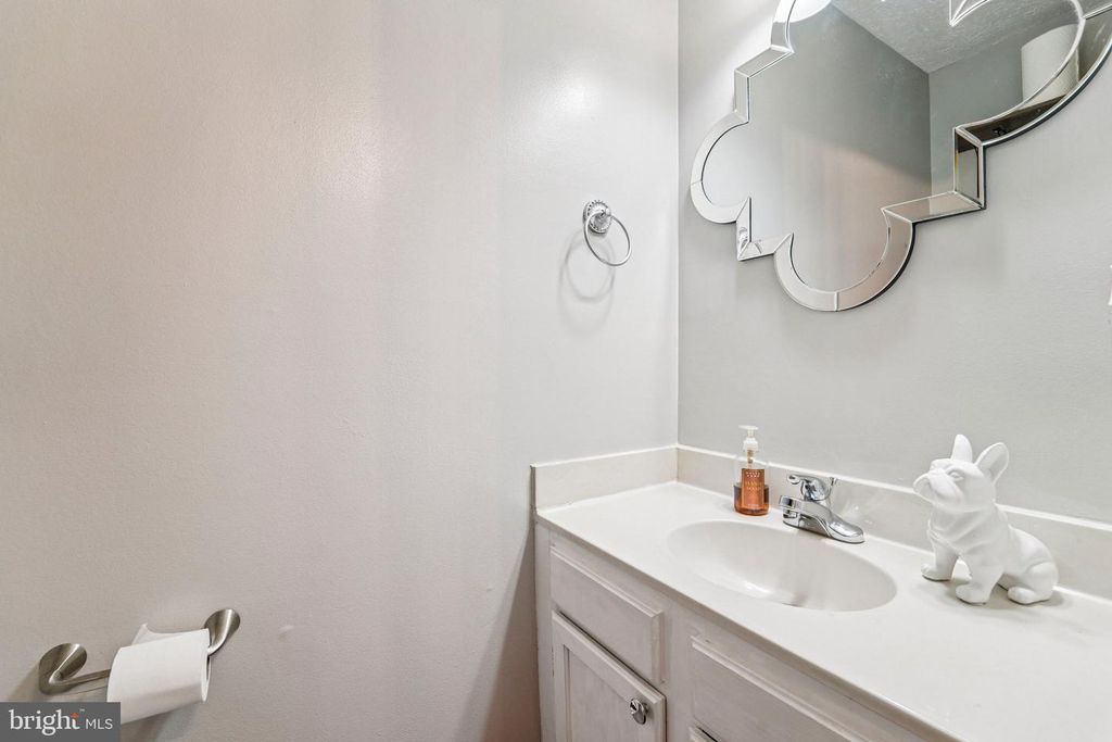 Image 11 of property listing at 2835 MEREDITH CT, Abingdon, MD 21009