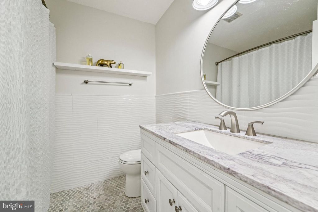 Image 16 of property listing at 2835 MEREDITH CT, Abingdon, MD 21009