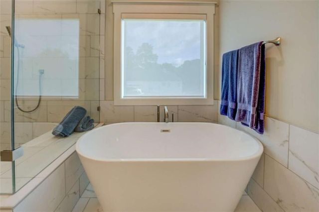 3076 East Lake Road, Mcdonough, GA 30252