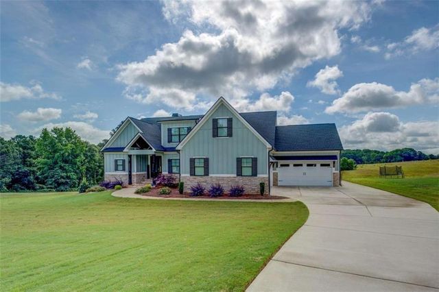 3076 East Lake Road, Mcdonough, GA 30252