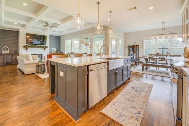 3076 East Lake Road, Mcdonough, GA 30252