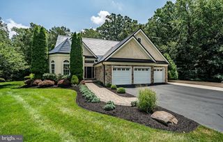 990 SMITHBRIDGE RD, Glen Mills, PA 19342