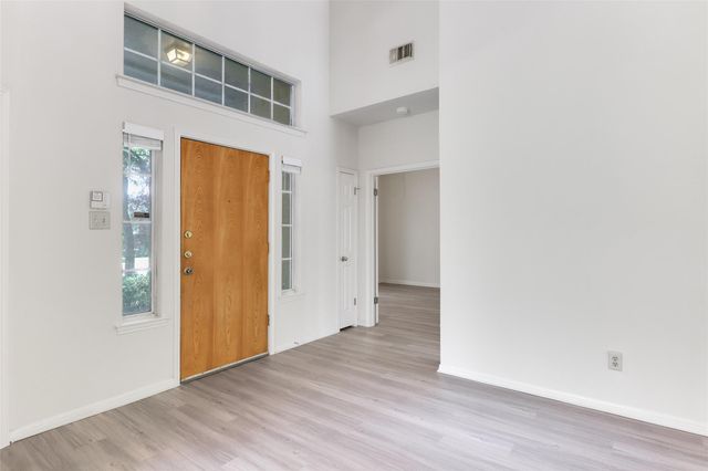 8302 Cambria DR, Austin, TX 78717