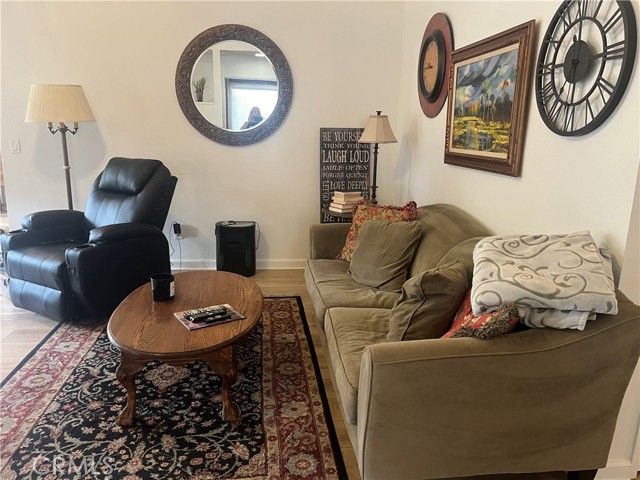 637 Torrey Pines Rd., Banning, CA 92220