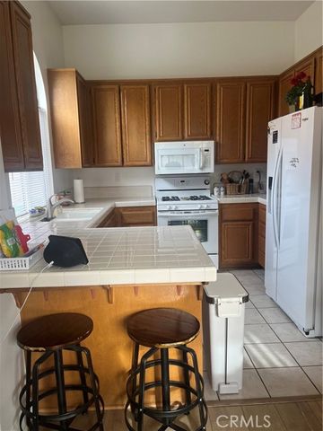 637 Torrey Pines Rd., Banning, CA 92220