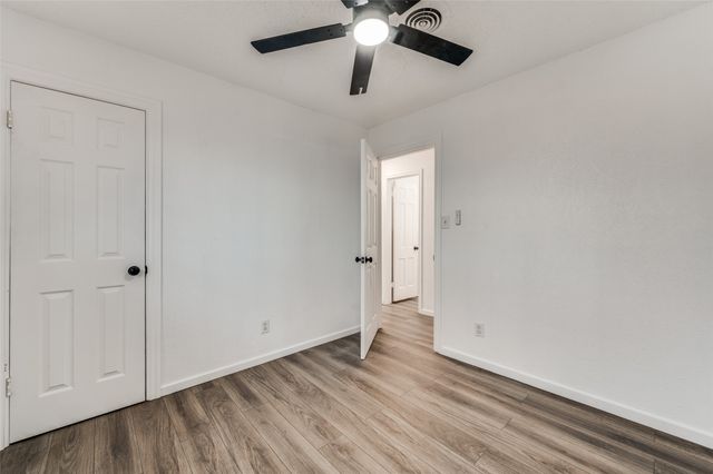 606 Overlook Dr, Midlothian, TX 76065