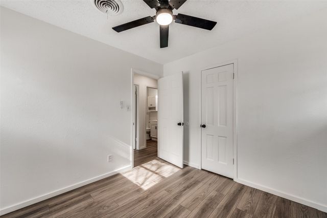 606 Overlook Dr, Midlothian, TX 76065