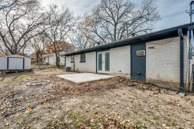 606 Overlook Dr, Midlothian, TX 76065