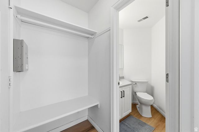 3759 S HUNTINGTON DR, Bountiful, UT 84010