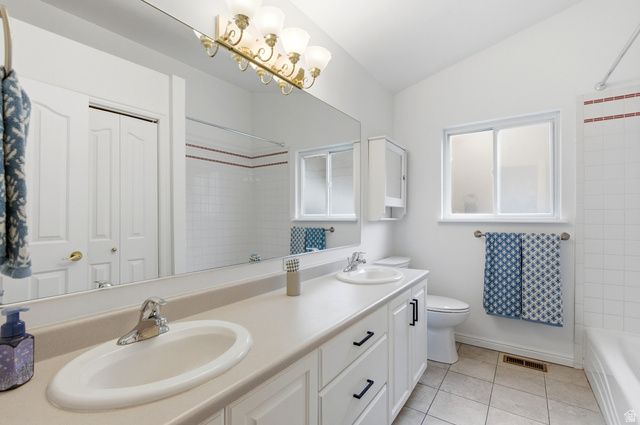 3759 S HUNTINGTON DR, Bountiful, UT 84010