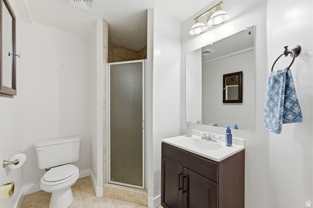 3759 S HUNTINGTON DR, Bountiful, UT 84010