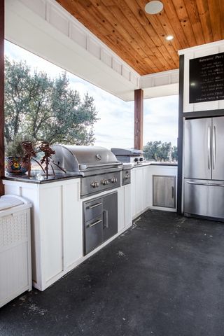 5550 S US Highway 87, Brady, TX 76825